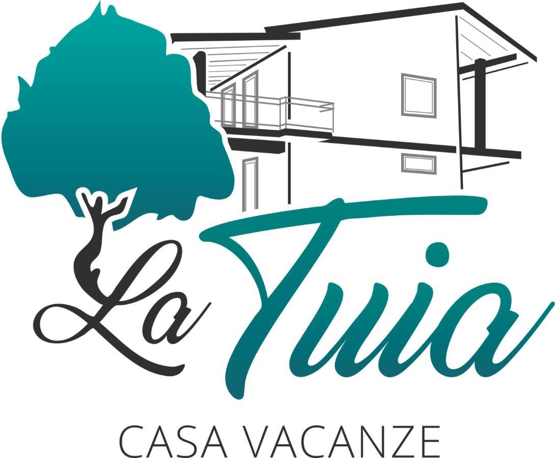 Casa Vacanze La Tuia Castellabate Exterior foto